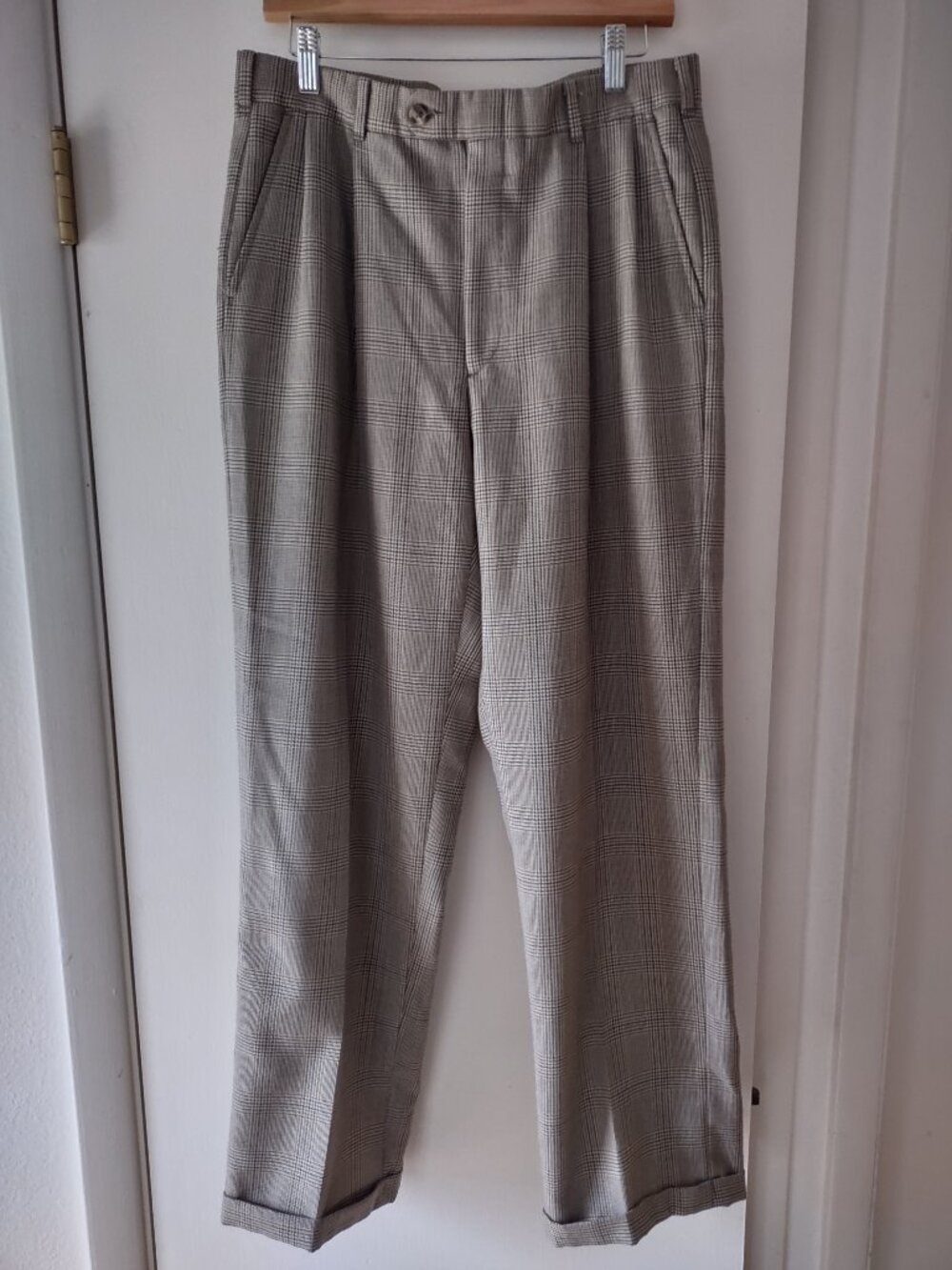 Racquet Club Vintage Women’s Plaid Trousers Size 30 Beige Plaid Cuffed High Rise